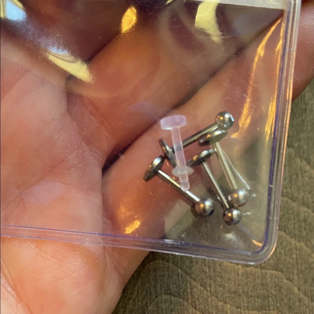 Silver Labret Jewelry, Hot Topic 16G 16 gage